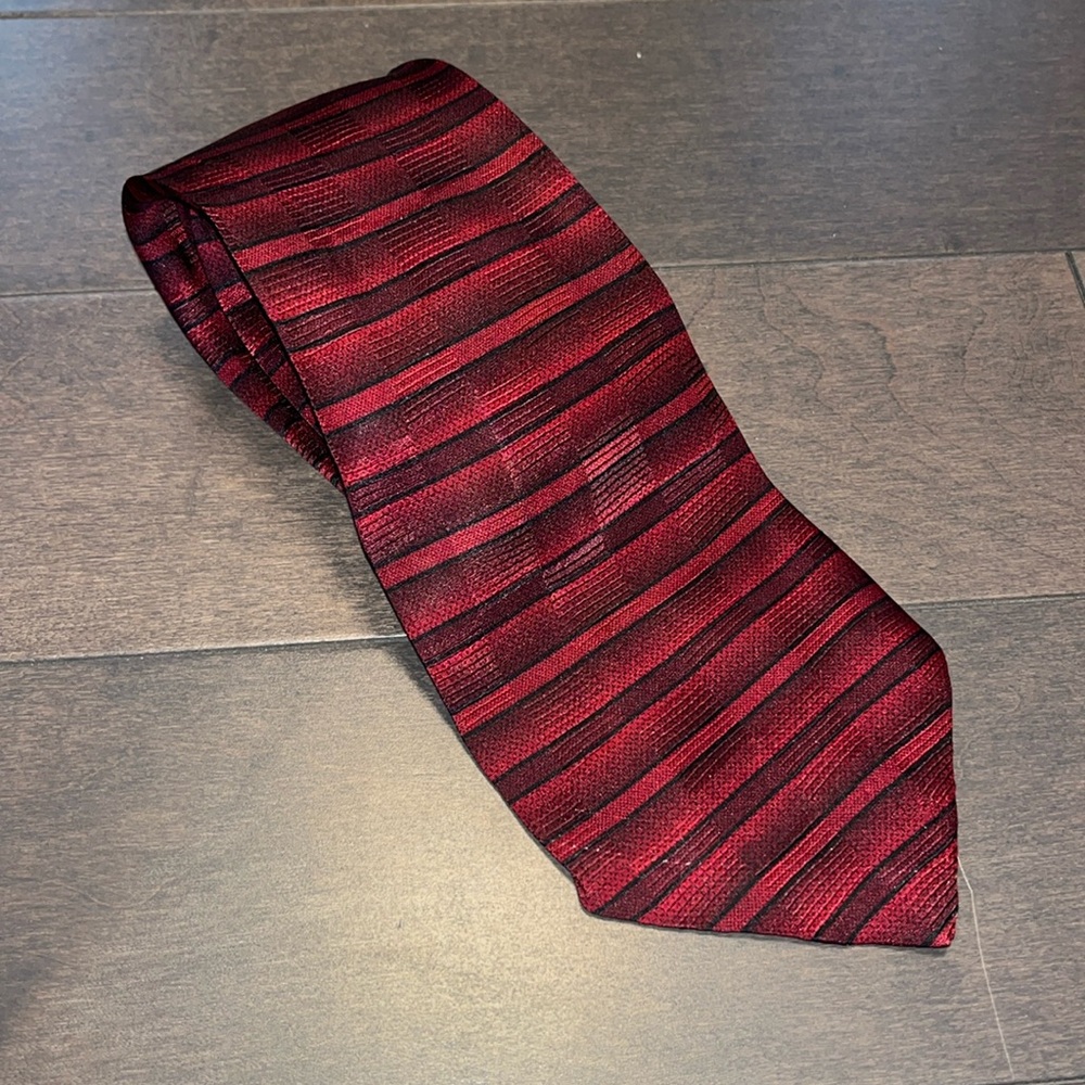 Trump arrow silk tie